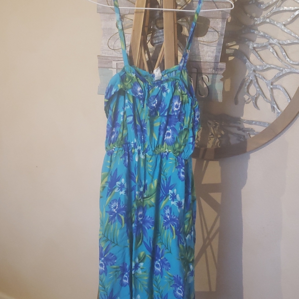 Adjustable straps hawaiian print dress